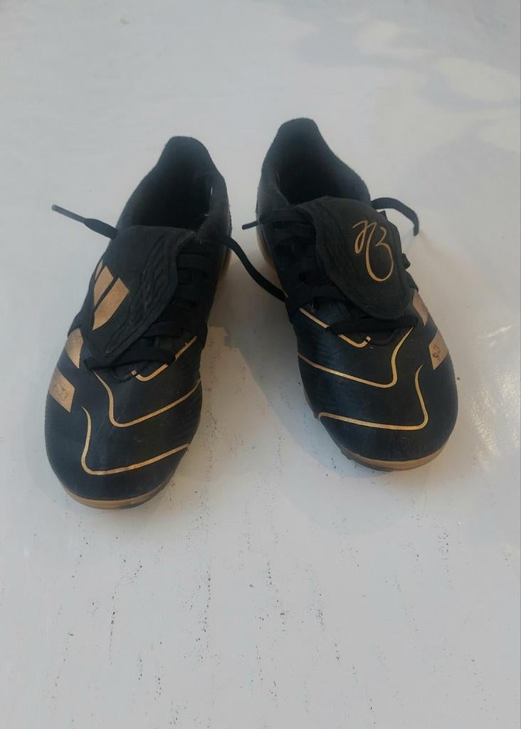 Voetbalschoenen Adidas performance limited edition maat 34, Ophalen, Zo goed als nieuw, Jongen of Meisje