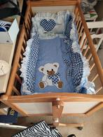 Mooie wieg met bekleding, Ophalen of Verzenden, Zo goed als nieuw, Wieg