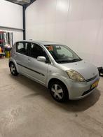 Daihatsu Sirion 1.3 2006 Grijs, Voorwielaandrijving, 31 €/maand, 4 cilinders, Handgeschakeld