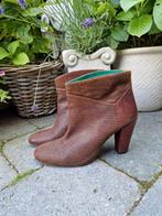 Fred de la Bretoniere enkellaarsjes met hak maat 41, Bruin, Lage of Enkellaarzen, Ophalen of Verzenden, Onbekend