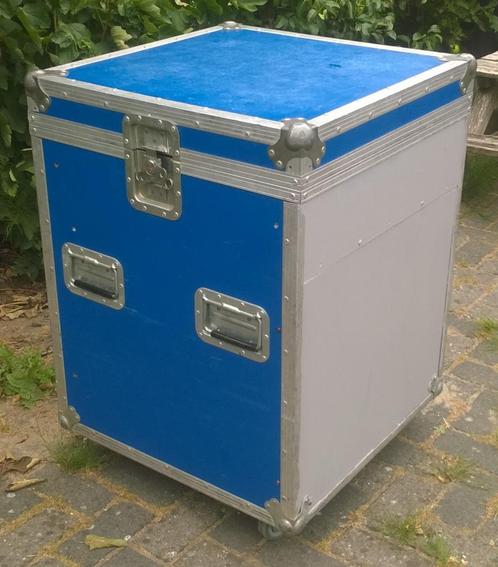 Flightcase op wielen, 65 x 65 x 72 cm (intern), Muziek en Instrumenten, Behuizingen en Koffers, Gebruikt, Overige instrumenten