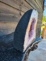Amethist geode 3,57kg, Verzamelen, Mineralen en Fossielen, Ophalen of Verzenden