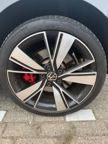 Volkswagen golf 8 bakersfield velgen met band beschikbaar voor biedingen