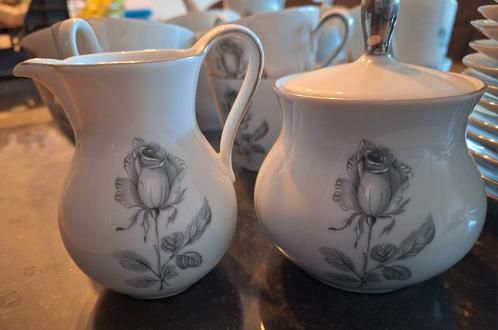 servies Bavaria Bareuther Lucia 12-delig, Antiek en Kunst, Antiek | Servies compleet, Ophalen