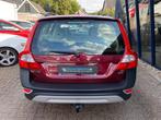 Volvo XC70 3.2 Momentum AWD Automaat LEER / TREKHAAK / YOUNG, Auto's, Automaat, 238 pk, Gebruikt, Beige