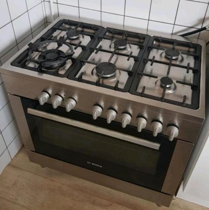 RVS BOSCH 6pits gasfornuis met wokbrander Bezorging mogelijk, Witgoed en Apparatuur, Fornuizen, Gas, 5 kookzones of meer, Grill