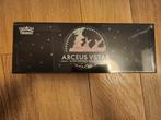 Arceus vstar box pokemon premium box, Hobby en Vrije tijd, Verzamelkaartspellen | Pokémon, Nieuw, Ophalen of Verzenden