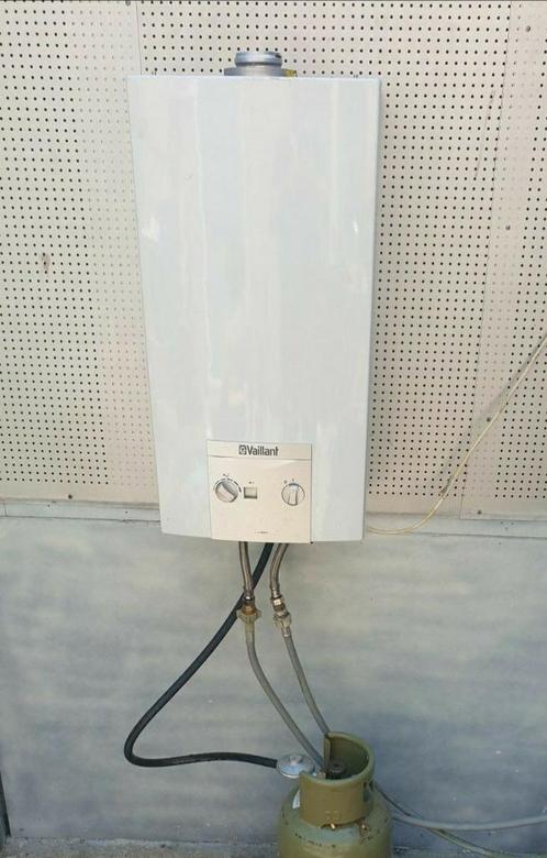 Badgeiser vaillant turbo mag 14L butaan propaan flessengas, Doe-het-zelf en Verbouw, Geisers en Boilers, Zo goed als nieuw, Geiser