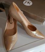 Peter Kaiser Pumps Zandkleur Maat 37, Kleding | Dames, Schoenen, Pumps, Beige, Zo goed als nieuw, Ophalen