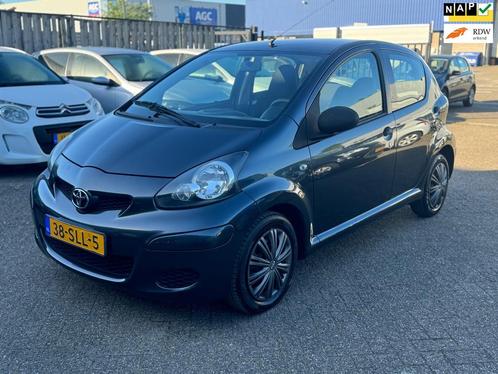 Toyota Aygo 1.0-12V Now Airco / Elek. pakket / 5-Drs, Auto's, Toyota, Bedrijf, Te koop, Aygo, ABS, Airbags, Airconditioning, Centrale vergrendeling