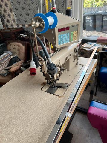 Industrie Naaimachine - Perfecte Staat! beschikbaar voor biedingen