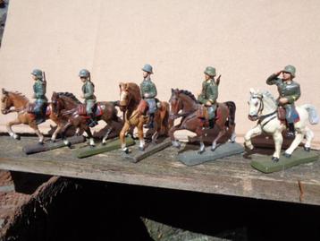 Militaire ruiters cavalerie , Elastolin en Lineol , jaren 30 beschikbaar voor biedingen
