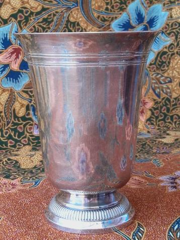 Mooie antieke silverplate beker uit Engeland 12,2 cm. 1900. beschikbaar voor biedingen