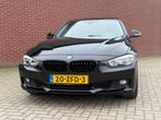 BMW 3-serie 320i Executive / NAP / Airco / Cruise / PDC, Euro 5, Achterwielaandrijving, 4 cilinders, Electronic Stability Program (ESP)