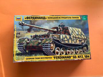 Zvezda Ferdinand Tank Destroyer 1/35 beschikbaar voor biedingen