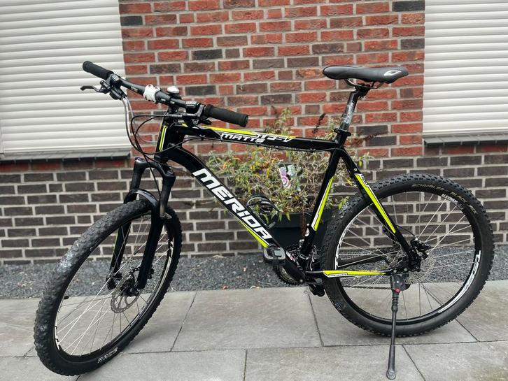 Merida matts tfs 400 27 versnellingen, Fietsen en Brommers, Fietsen | Mountainbikes en ATB, Zo goed als nieuw, Merida, 53 tot 57 cm