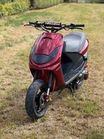 100cc vivacity motorscooter, Fietsen en Brommers, Scooters | Peugeot, Ophalen, Zo goed als nieuw, Vivacity