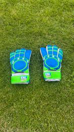 Voetbal keepershandschoenen maat 5, Ophalen of Verzenden, Zo goed als nieuw, Handschoenen