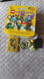 Lego 71045 Triceratops Costume Fan, Series 25, Ophalen of Verzenden, Nieuw, Lego