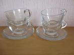 4 theeglazen met schotel - Theekoppen + schotel, Huis en Inrichting, Keuken | Servies, Ophalen of Verzenden, Overige stijlen, Kop(pen) en/of Schotel(s)