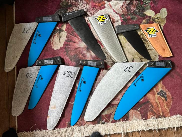 Hurricane en Zfins weed, speed en slalom vinnen, Watersport en Boten, Windsurfen, Zo goed als nieuw, Overige typen, Minder dan 5 m²