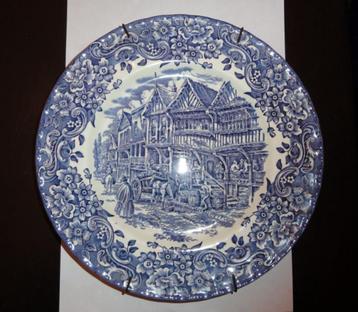 Bord Royal Tudorware Ironstone beschikbaar voor biedingen