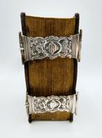 Bijbel met zilveren sloten, C. Wendels / Middelburg, 1791, Verzenden, Bijbel