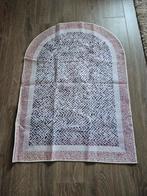 Vloerkleed met patronen, Huis en Inrichting, Stoffering | Tapijten en Kleden, Ophalen of Verzenden, Rechthoekig, 200 cm of meer