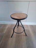 Vintage draaikruk, Huis en Inrichting, Krukjes, Ophalen, In hoogte verstelbaar, Zo goed als nieuw, Hout
