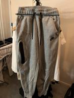 Nike Tech Fleece Trainingsbroek Dames XS, Ophalen of Verzenden, Zo goed als nieuw, Maat 34 (XS) of kleiner, Grijs