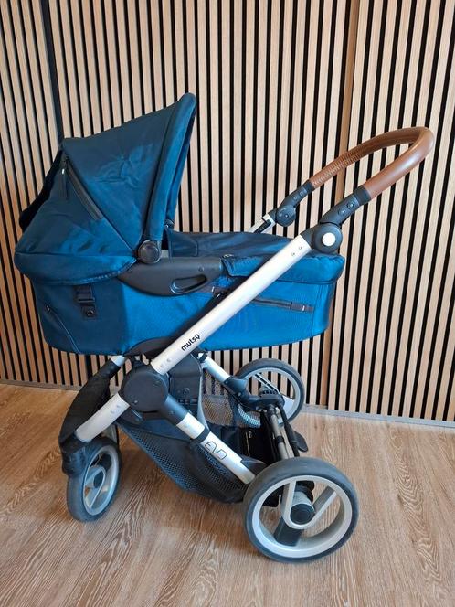 Mutsy Evo kinderwagen, wandelwagen incl parasol en regenhoes, Kinderen en Baby's, Kinderwagens en Combinaties, Zo goed als nieuw