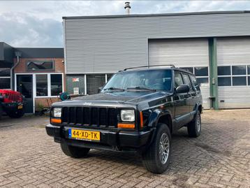 Jeep Cherokee 4.0 I AUT 1997 Zwart lpg3  beschikbaar voor biedingen