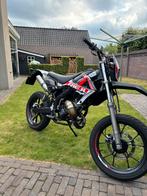 Rieju mrt 50 2023, Fietsen en Brommers, 6 versnellingen, Zo goed als nieuw, 50 cc, Ophalen