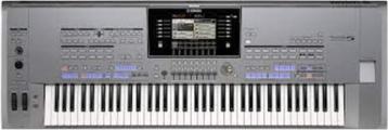 Yamaha Tyros 5  76 toetsen beschikbaar voor biedingen