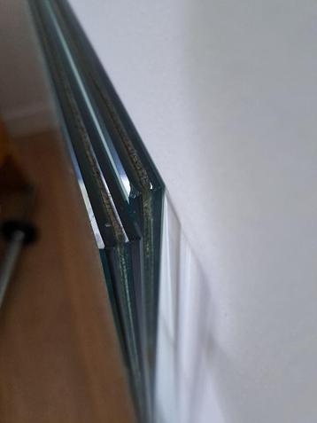 Gehard veiligheidsglas beschikbaar voor biedingen