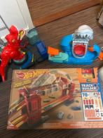 Hotwheels Track Builder + robo haai & t-rex, Ophalen, Racebaan, Zelf te bouwen, Zo goed als nieuw