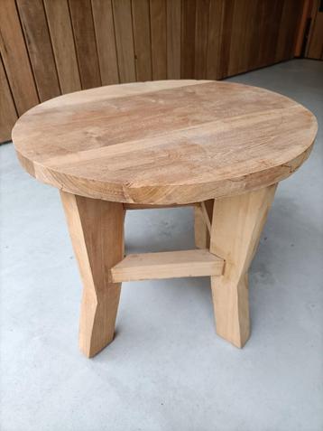 Bijzettafel van steigerhout  beschikbaar voor biedingen