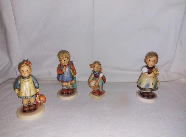 Enkele recente hummel goebel figuren, Antiek en Kunst, Antiek | Porselein, Ophalen