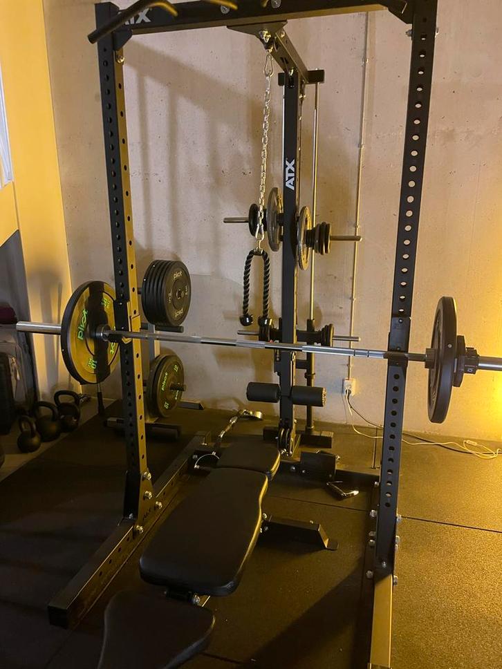 GRATIS!! Squat Rack met kabelsysteem, Sport en Fitness, Fitnessapparatuur, Zo goed als nieuw, Krachtstation, Armen, Metaal, Ophalen
