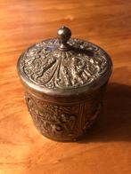 Verzilverd theebusje, Ophalen