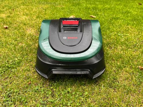 Bosch Indego 500+ Robotmaaier + Nieuw Huisje, Tuin en Terras, Robotmaaiers, Zo goed als nieuw, 20 tot 25 cm, Ophalen of Verzenden
