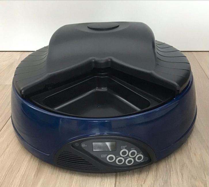 Automatische Voedermachine., Dieren en Toebehoren, Kattenvoerbakken en Drinkbakken, Ophalen