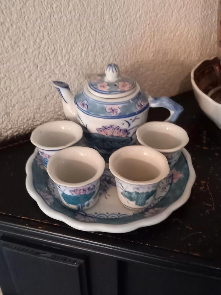 xx Chinees porseleinen miniatuur serviesje, Antiek en Kunst, Antiek | Porselein, Ophalen of Verzenden