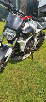 Nette witte Yamaha MT07 Ermax, Motoren, Particulier, Naked bike