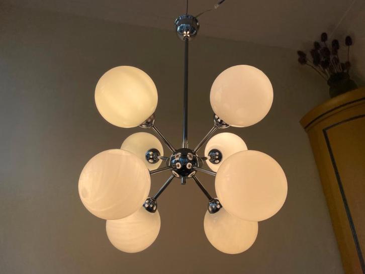 Hanglamp Lamp Plafondlamp Vintage 8 Opaline Bollen jaren 70, Antiek en Kunst, Antiek | Lampen, Ophalen