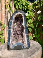 Mega uitverkoop amethist geode 8,3 kilo., Ophalen of Verzenden, Mineraal