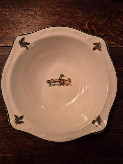 Brookshire open hoge serveerschaal klein nieuw, Huis en Inrichting, Keuken | Servies, Nieuw, Schaal of Schalen, Wedgwood, Ophalen of Verzenden