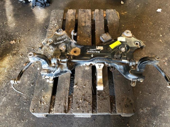 Subframe van een Kia Sorento, Auto-onderdelen, Ophanging en Onderstel, Kia, Gebruikt, 3 maanden garantie
