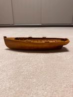 Roeiboot visboot schaalmodel modelbouw in goede staat, Hobby en Vrije tijd, Modelbouw | Boten en Schepen, Ophalen of Verzenden