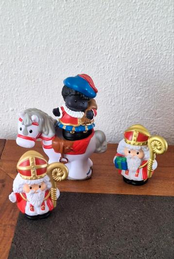 Fp Littele People 2x Sinterklaas&1x Zwarte Piet en een Paard beschikbaar voor biedingen